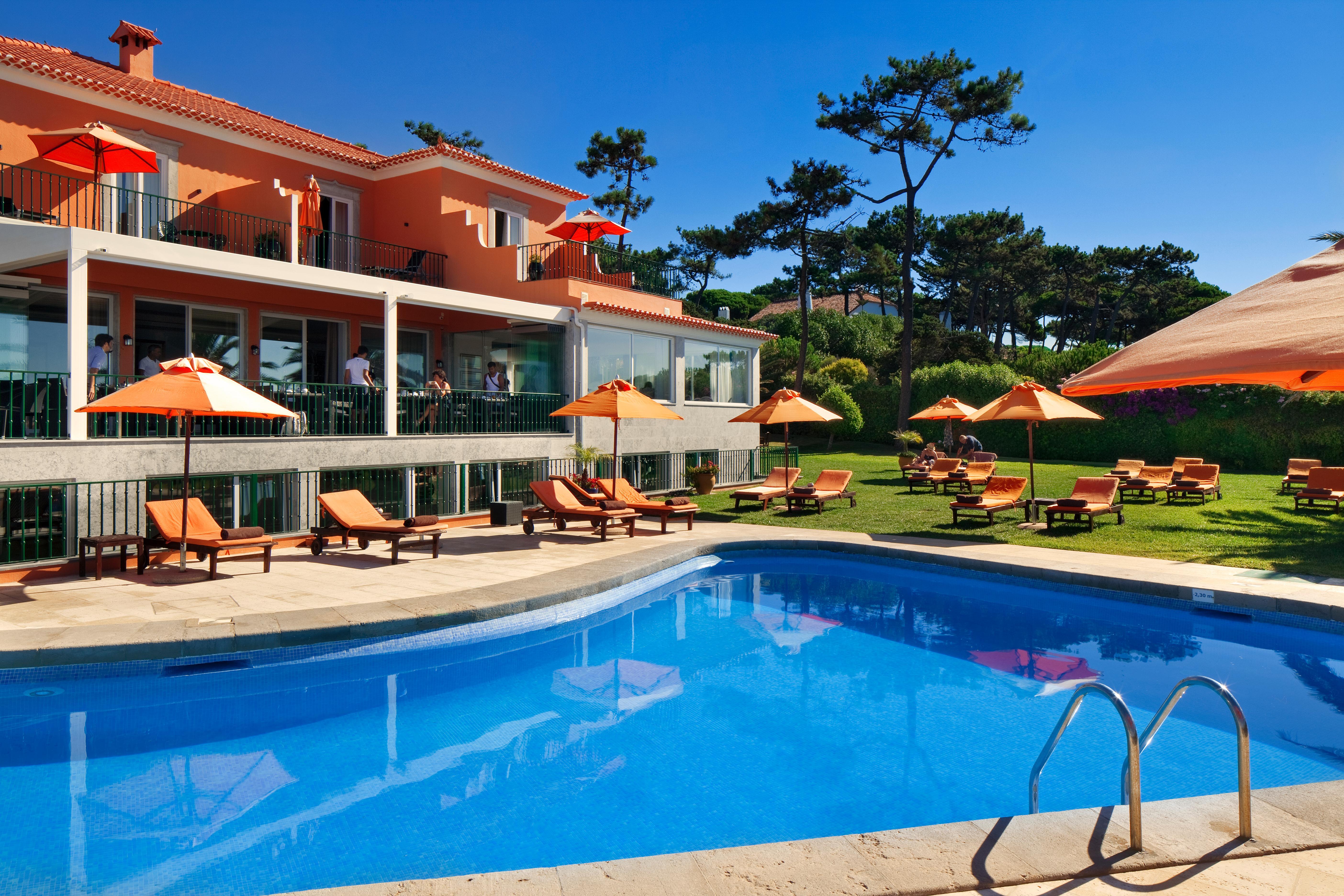 Longevity Senses - Cascais Boutique Hotel - Adults Only Luaran gambar The swimming pool at the Hotel do Canal