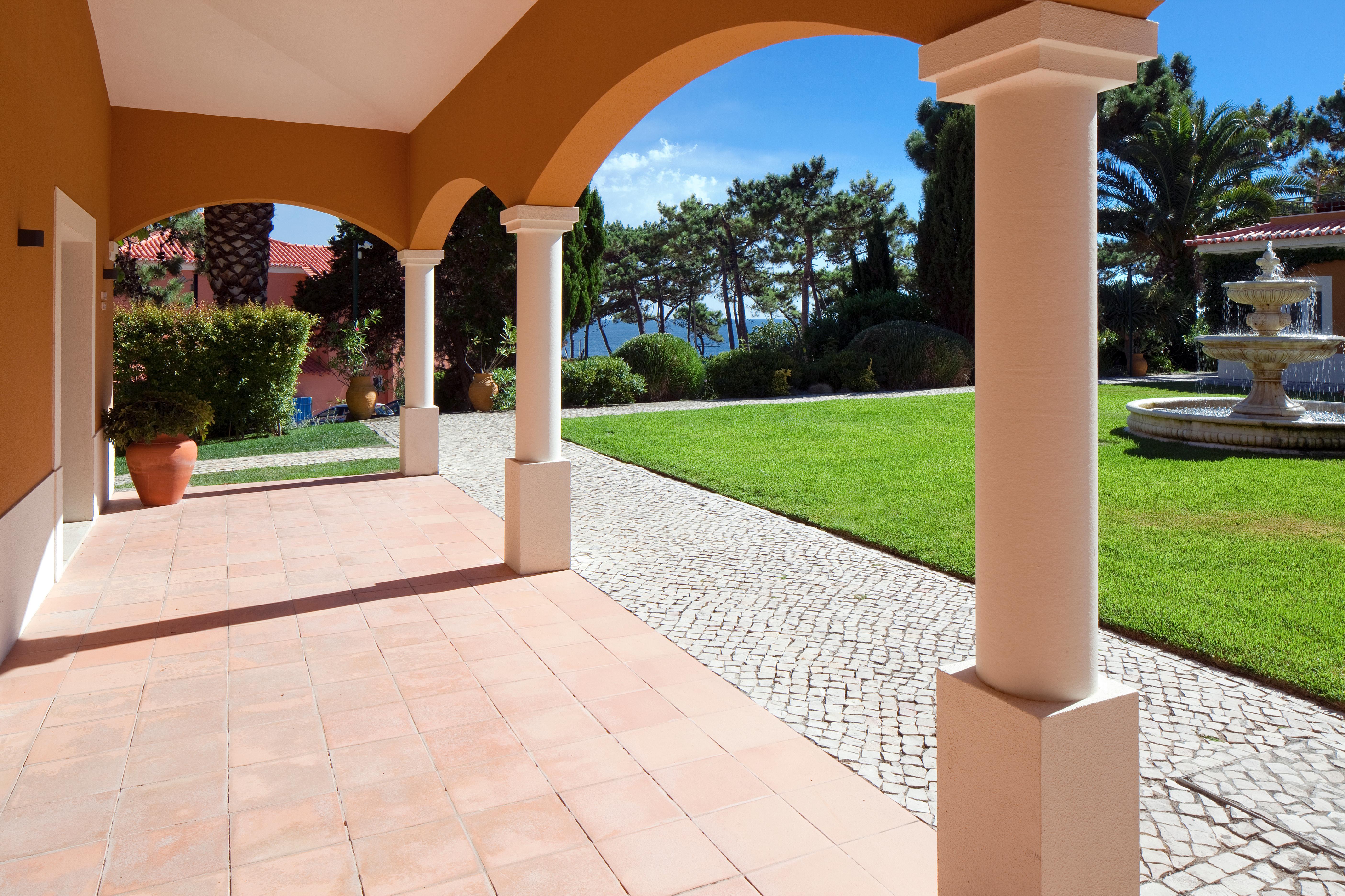 Longevity Senses - Cascais Boutique Hotel - Adults Only Luaran gambar A view of the grounds of the hotel